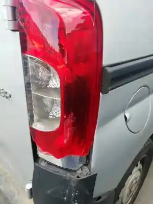 Sloopvoertuig peugeot bipper básico van het jaar 2013 aangedreven fhz