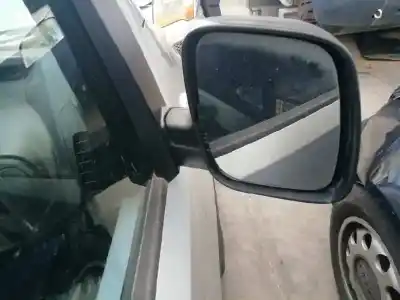 Sloopvoertuig peugeot bipper básico van het jaar 2013 aangedreven fhz