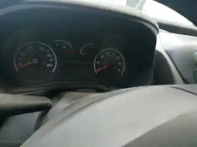 Sloopvoertuig peugeot bipper básico van het jaar 2013 aangedreven fhz