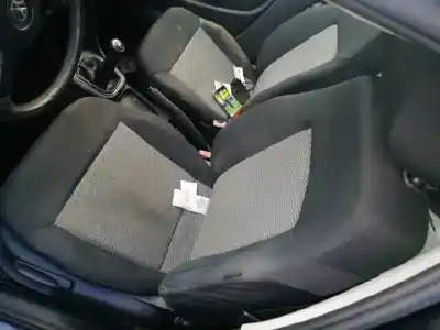 Veículo de Sucata volkswagen polo (6r1) advance do ano 2010 alimentado cgg