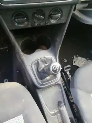 Veículo de Sucata volkswagen polo (6r1) advance do ano 2010 alimentado cgg