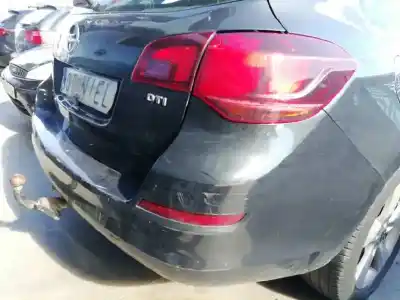 Veículo de Sucata opel astra j sports tourer cosmo do ano 2009 alimentado a17dtr