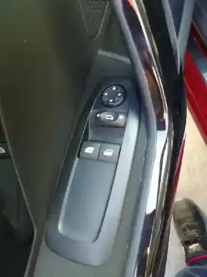 Veículo de Sucata peugeot 208 i (ca_, cc_) 1.6 bluehdi 100 do ano 2017 alimentado bh02