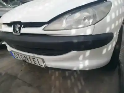 Vehículo de desguace peugeot 206 berlina xr del año 1999 con motor kfx