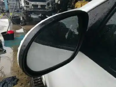 Sloopvoertuig hyundai i30 premium van het jaar 2008 aangedreven d4ea