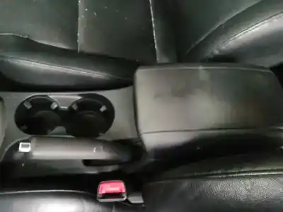 Sloopvoertuig hyundai i30 premium van het jaar 2008 aangedreven d4ea