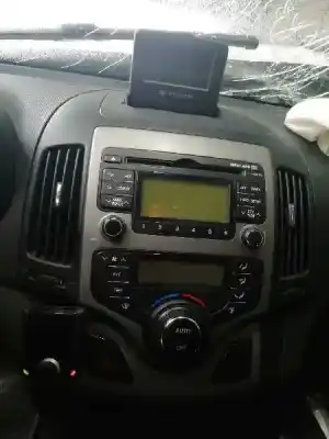 Sloopvoertuig hyundai i30 premium van het jaar 2008 aangedreven d4ea