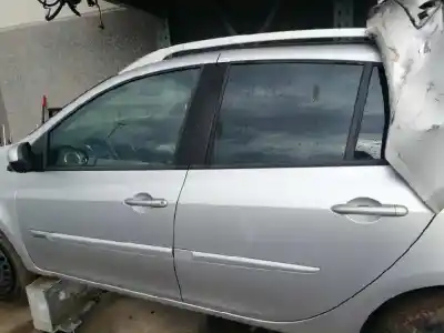 Vehicul casat renault clio iii 1.5 dci diesel cat al anului 2006 alimentat k9k766