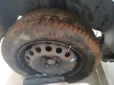 Vehicul casat renault clio iii 1.5 dci diesel cat al anului 2006 alimentat k9k766