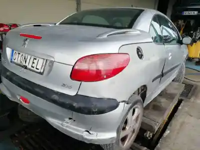 Hurda Aracı peugeot 206 cc cc yılın 2002 güçlü nfu