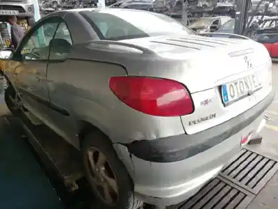 Hurda Aracı peugeot 206 cc cc yılın 2002 güçlü nfu
