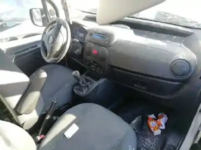 Vehicul casat citroen nemo nivel b al anului 2012 alimentat 199a9000