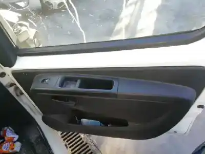 Vehicul casat citroen nemo nivel b al anului 2012 alimentat 199a9000