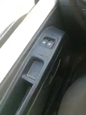 Vehicul casat citroen nemo nivel b al anului 2012 alimentat 199a9000