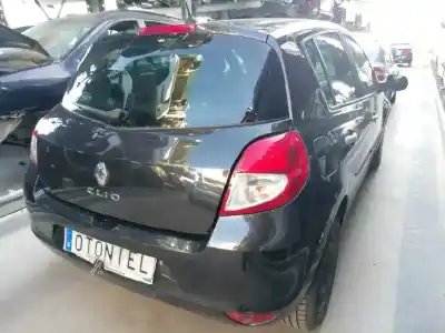 Vehicul casat renault clio iii authentique al anului 2010 alimentat k9k