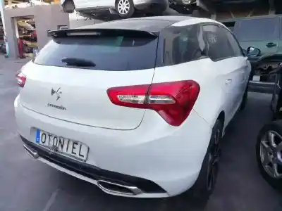 Здавання транспортного засобу citroen ds5 style року 2013 потужний rhh