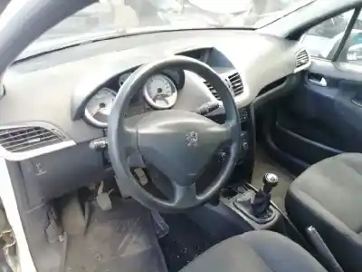 Здавання транспортного засобу peugeot 207 sw (wk_) 1.4 року 2010 потужний 9hx