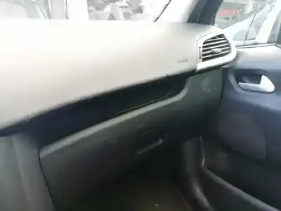 Здавання транспортного засобу peugeot 207 sw (wk_) 1.4 року 2010 потужний 9hx