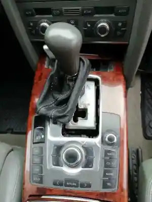 Veículo de Sucata audi a6 berlina (4f2) 3.0 tdi quattro (165kw) do ano 2004 alimentado bmk