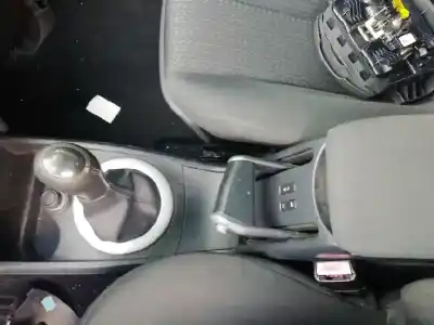 Sloopvoertuig renault megane ii coupe confort authentique van het jaar 2006 aangedreven k4m d8