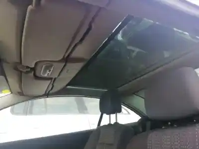 Sloopvoertuig renault megane ii coupe confort authentique van het jaar 2006 aangedreven k4m d8