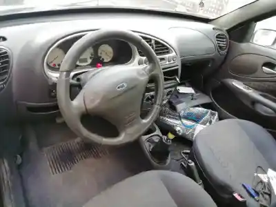 Veículo de Sucata ford puma (cce) 1.4 do ano 2002 alimentado se.fha