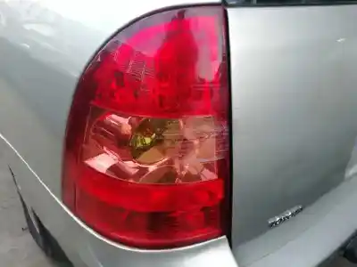 Hurda Aracı toyota corolla familiar (e12) 2.0 d-4d sol yılın 2006 güçlü 1cdftv