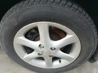 Hurda Aracı toyota corolla familiar (e12) 2.0 d-4d sol yılın 2006 güçlü 1cdftv