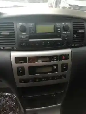 Hurda Aracı toyota corolla familiar (e12) 2.0 d-4d sol yılın 2006 güçlü 1cdftv