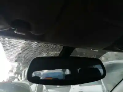 Hurda Aracı toyota corolla familiar (e12) 2.0 d-4d sol yılın 2006 güçlü 1cdftv