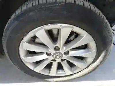 Veicolo di demolizione opel zafira b family dell'anno 2013 alimentato a17dtr