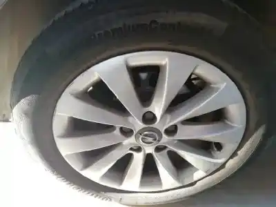 Veicolo di demolizione opel zafira b family dell'anno 2013 alimentato a17dtr