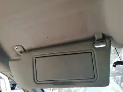 Veicolo di demolizione opel zafira b family dell'anno 2013 alimentato a17dtr