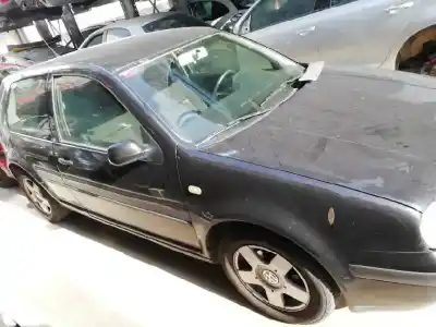 Vehículo de desguace volkswagen golf iv berlina (1j1) básico del año 1999 con motor akl