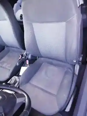 Veicolo di demolizione opel astra gtc cosmo dell'anno 2006 alimentato z13dth