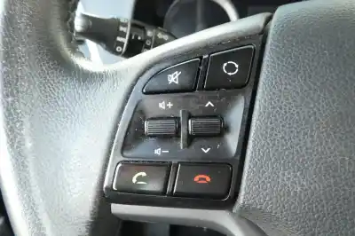 Veicolo di demolizione hyundai tucson (tl) d4ha dell'anno 2015 alimentato d4ha