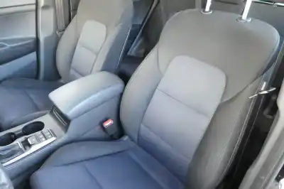 Veicolo di demolizione hyundai tucson (tl) d4ha dell'anno 2015 alimentato d4ha