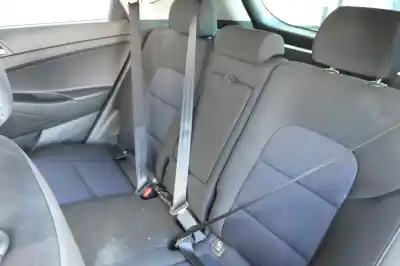 Veicolo di demolizione hyundai tucson (tl) d4ha dell'anno 2015 alimentato d4ha