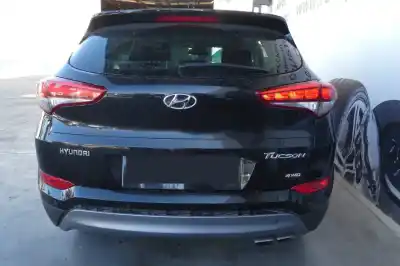 Veicolo di demolizione hyundai tucson (tl) d4ha dell'anno 2015 alimentato d4ha