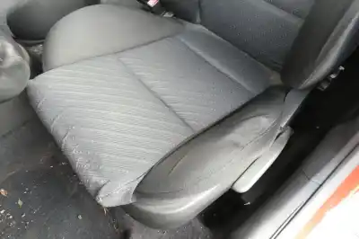Scrapping Vehicle seat                                               leon (1m1)                                                                                                                                                                                                                                                 d-asv                                                                                                                                                                                                                                                      of the year 2005 powered asv