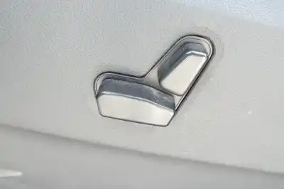 Здавання транспортного засобу chrysler grand voyager (rt) vm47c року 2008 потужний vm47c