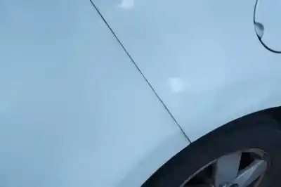 Véhicule à la ferraille renault   de l'année 2010 alimenté k9k g8