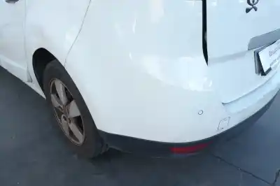 Véhicule à la ferraille renault   de l'année 2010 alimenté k9k g8