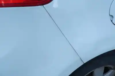 Véhicule à la ferraille renault   de l'année 2010 alimenté k9k g8