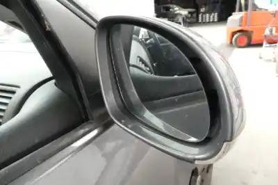 Veicolo di demolizione volkswagen golf v (1k1) (10.2003) blf dell'anno 2007 alimentato blf