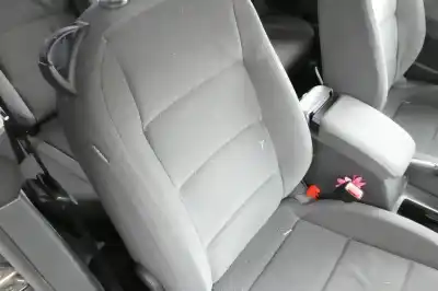 Veicolo di demolizione volkswagen golf v (1k1) (10.2003) blf dell'anno 2007 alimentato blf