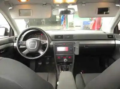 Hurda Aracı audi                                               a4 avant (8e)                                                                                                                                                                                                                                              bpw                                                                                                                                                                                                                                                        yılın 2007 güçlü bpw