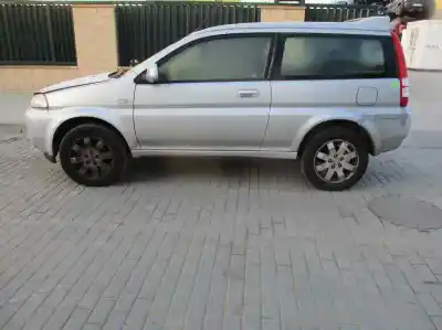 Verschrottungsfahrzeug honda hr-v (gh) d16w5 des jahres 2002 angetrieben d16w5