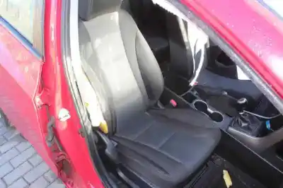 Здавання транспортного засобу hyundai i30 (gd) d4fc року 2013 потужний d4fc