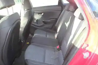 Здавання транспортного засобу hyundai i30 (gd) d4fc року 2013 потужний d4fc